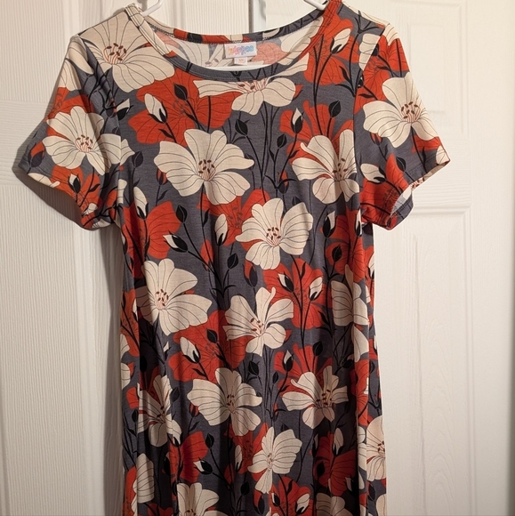 LuLaRoe Red and White Midi Flutter Sleeve Dress - Picture 1 of 5